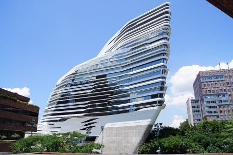 香港理工大学-教学楼_（圖源維基百科）
